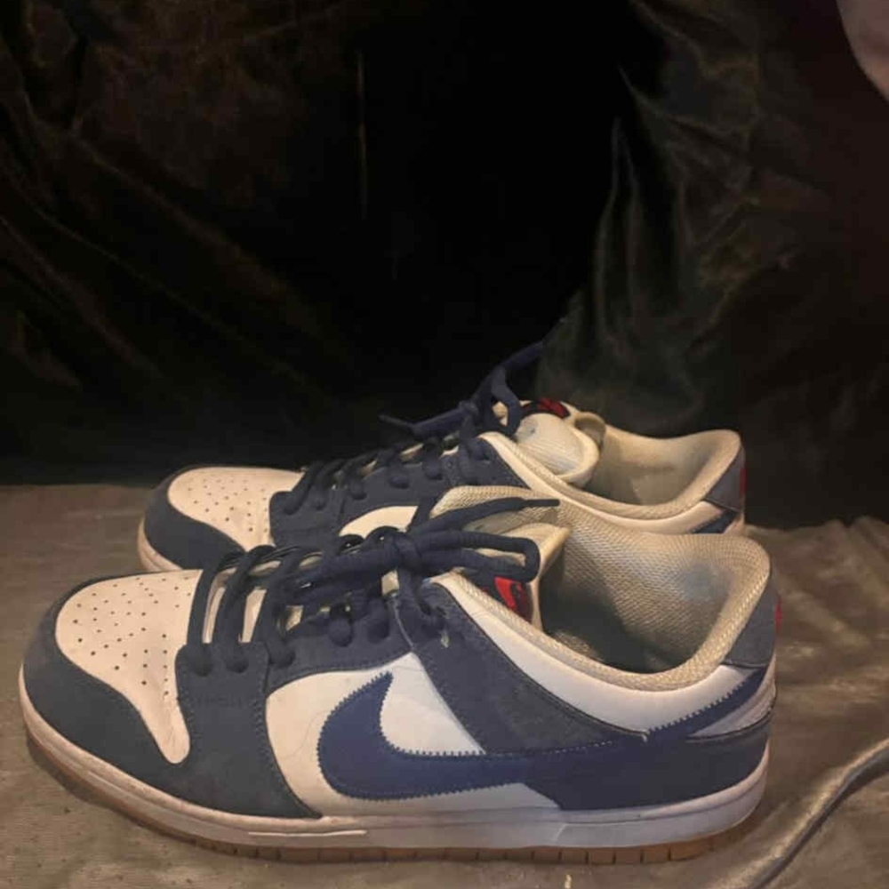 Nike Blue and White Sneakers Classic Style